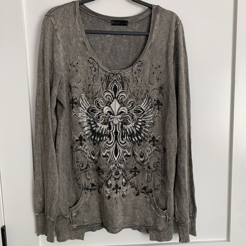 VOCAL‎ Shirt Womens XL Gray Long Sleeve Wings Cross Bling Ribbed Gothic whimsy